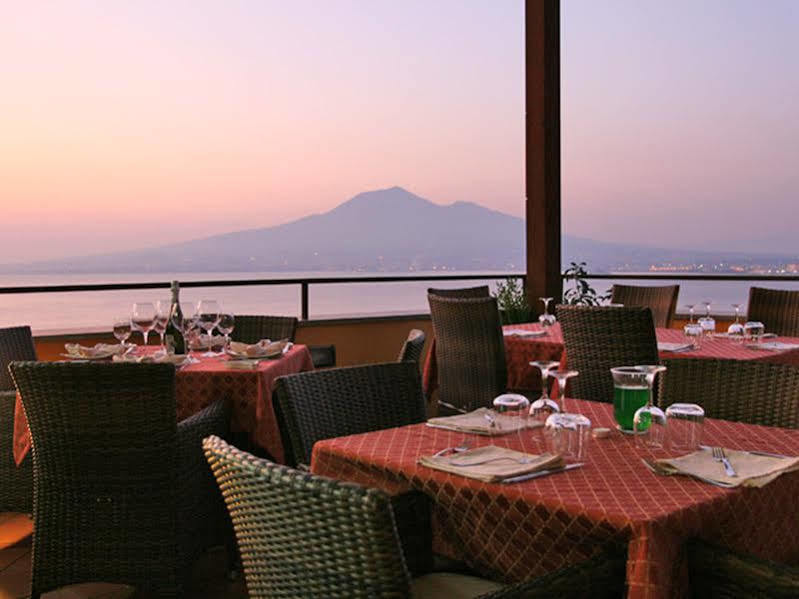 La Panoramica Hotel Castellammare di Stabia Exterior foto